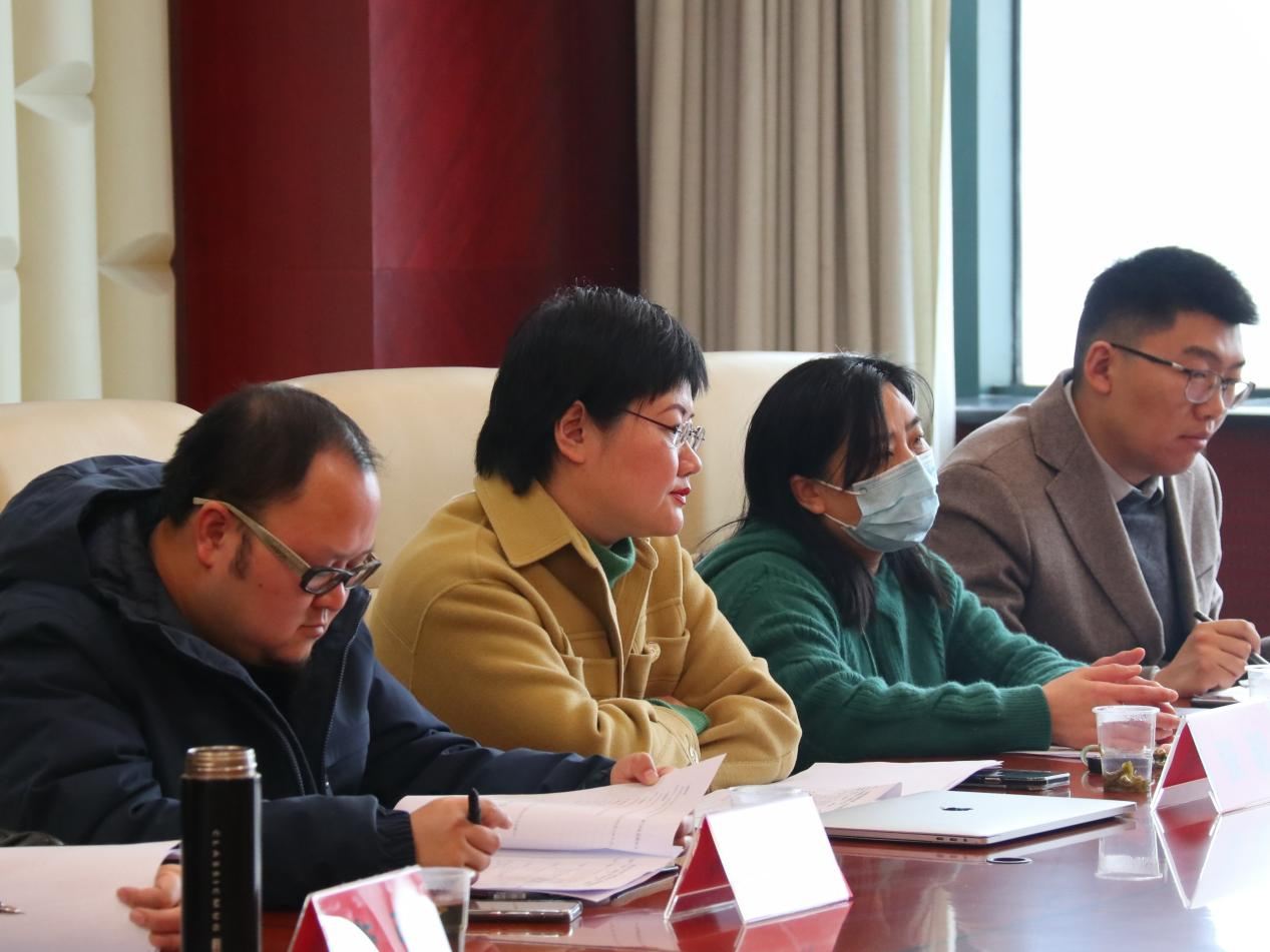 2138cc太阳集团召开2022版人培方案创新创业课程开课指导意见研讨会(图2) 2138cc太阳集团召开2022版人培方案创新创业课程开课指导意见研讨会(图2)