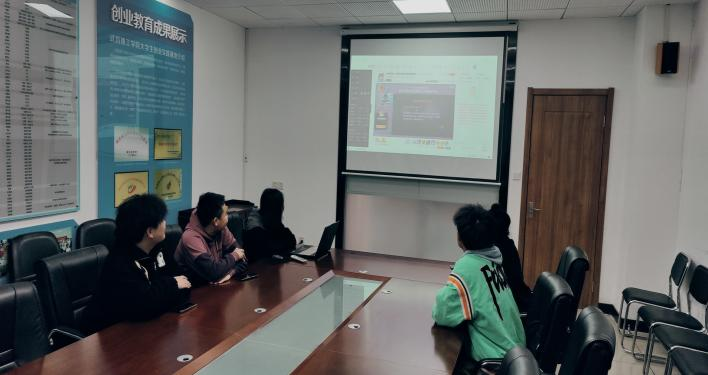 湖北青年创业孵化专题培训(图1) 湖北青年创业孵化专题培训(图1)